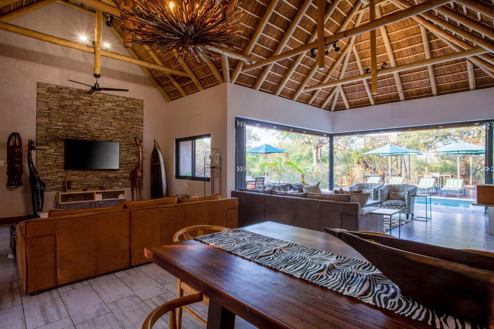 Moya Safari Villa Hoedspruit Eksteriør billede